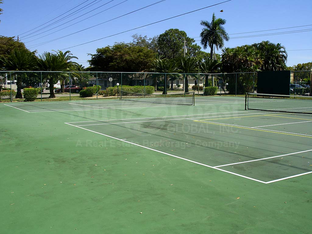 Adult Condos Tennis Courts